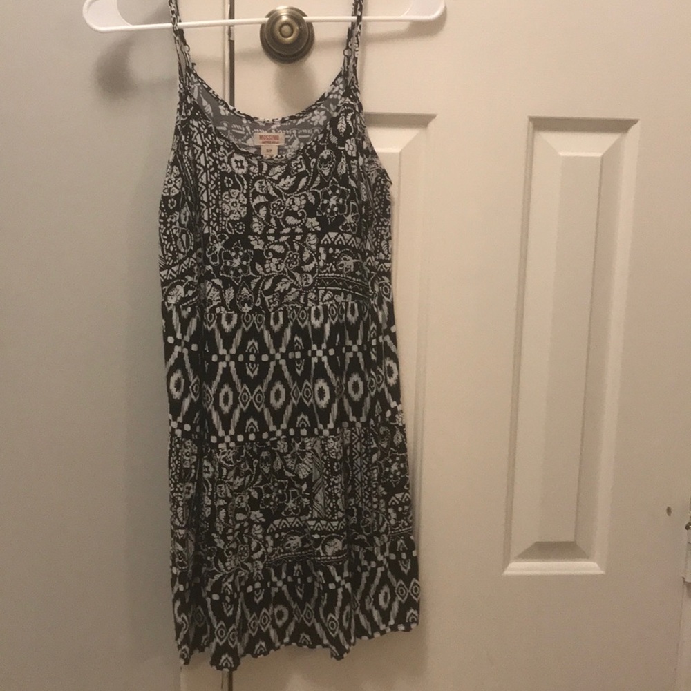 Mission dress size small
